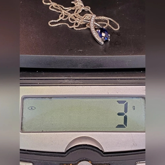 0202. Brilliant 🔷️ Blue Sapphire Set in Sterling🥈with CZ Accents & 16" Chain - Picture 7 of 7